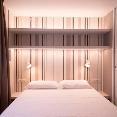 Mobilehome Giove Fuer 5 Personen צ'סנטיקו